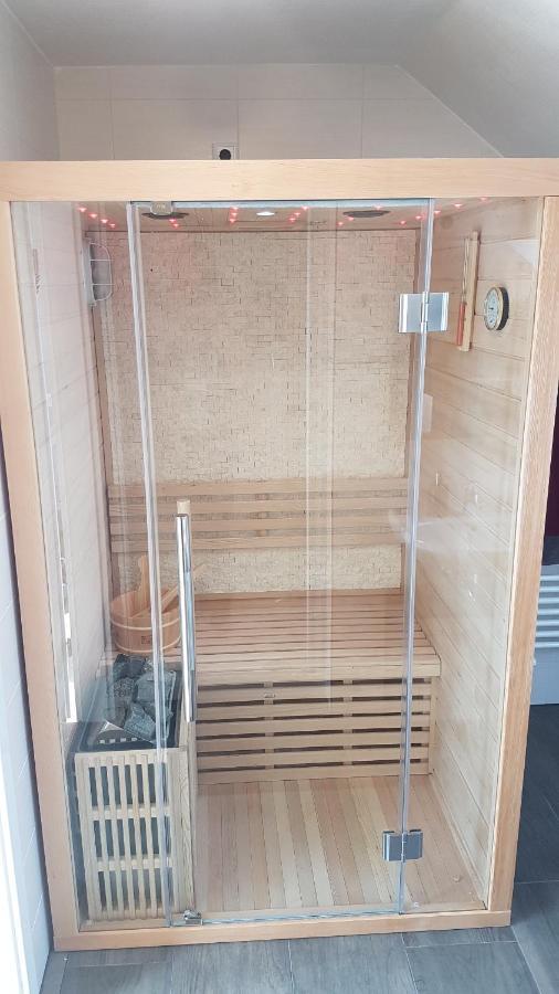 Mapamajo Home Base - Familienunterkunft Mit Sauna Oberwiesenthal Bagian luar foto